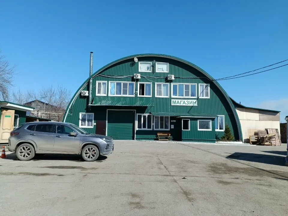 Зелёный ангар базы на Пристанционной 23